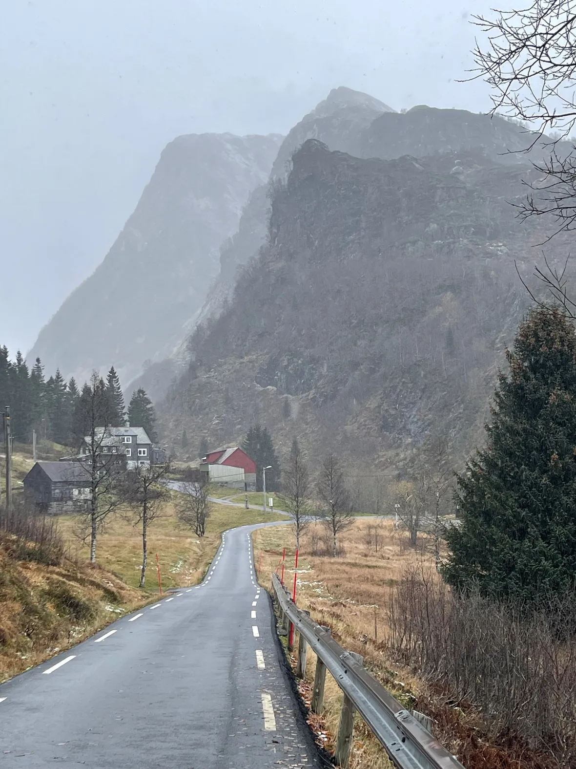 Bilde av høsten i Kvitingen